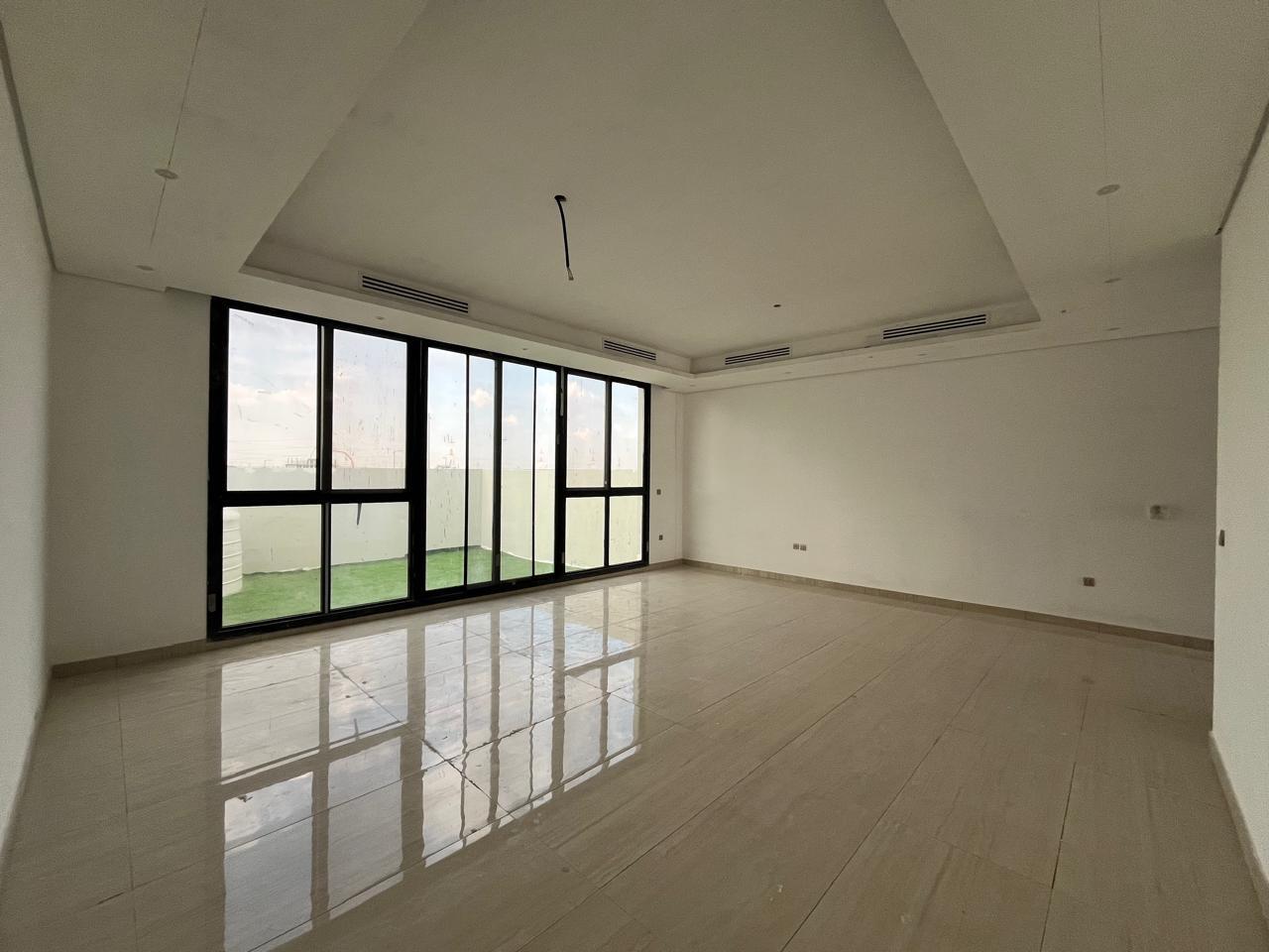 4BR Townhouse – Tilal City